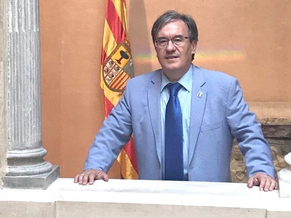 El Justicia de Aragón pide la revisión de los casos de familias que se quedaron sin beca de comedor