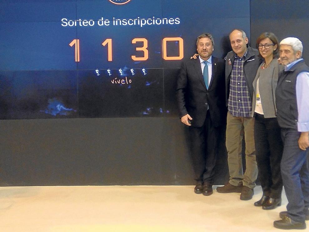 Benasque lleva a Fitur la VII Trail Aneto Posets y sortea los dorsales de este año