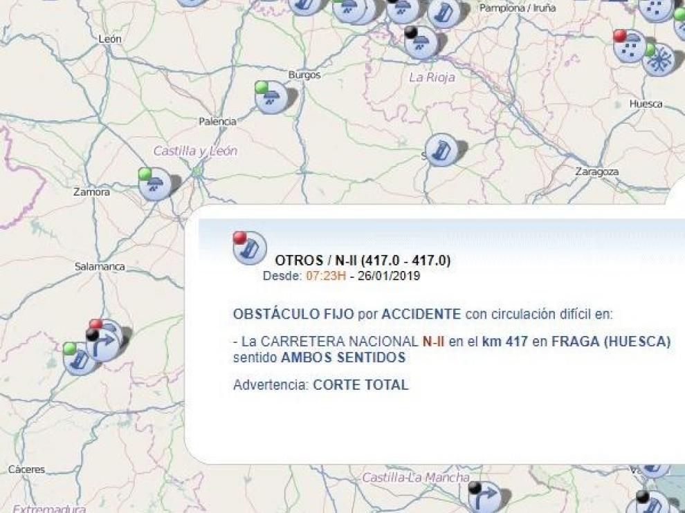 El choque frontal entre dos camiones en la N-II a la altura de Fraga deja dos heridos