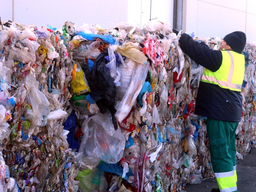 Huesca recicla más plástico que la media en España