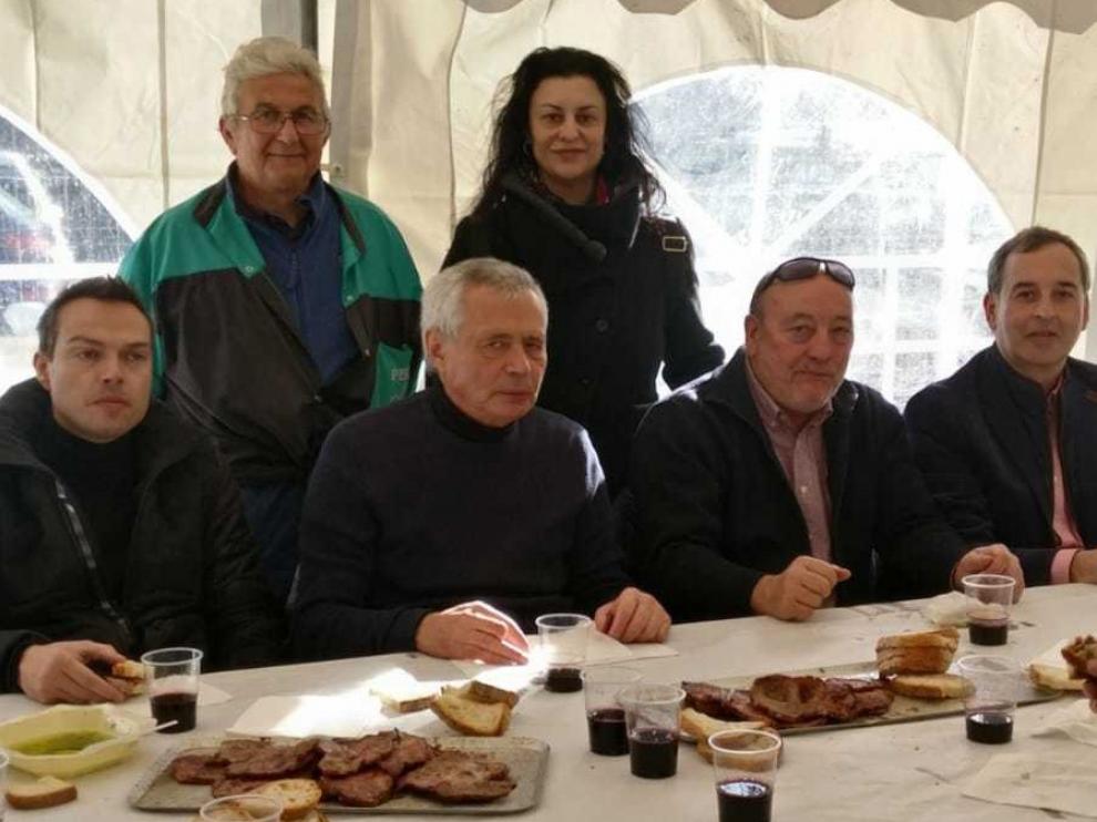 Más de cinco mil personas en la Festa del Tossino de Albelda