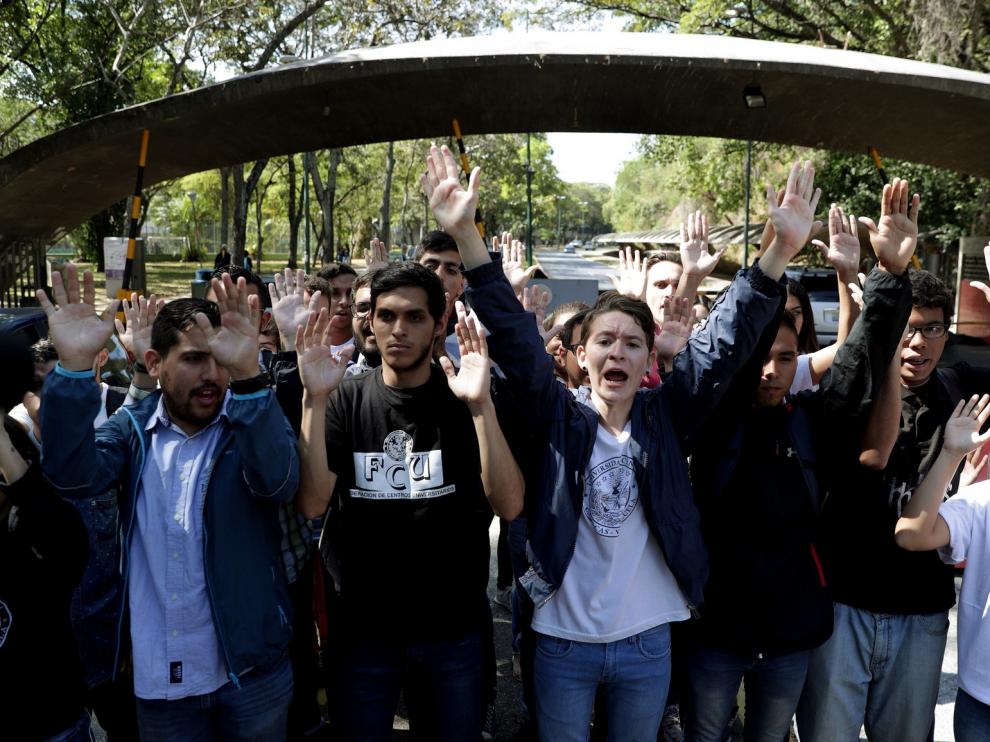 EEUU actuará si Maduro decide usar la violencia