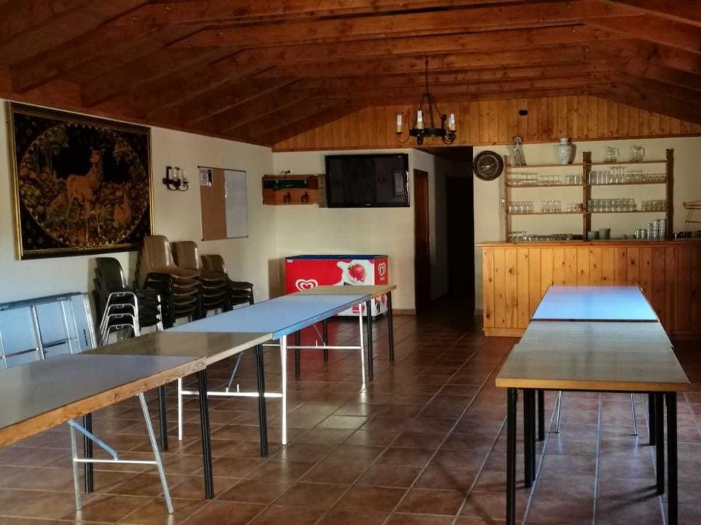 El Grado busca a un emprendedor para regentar la tienda y el bar