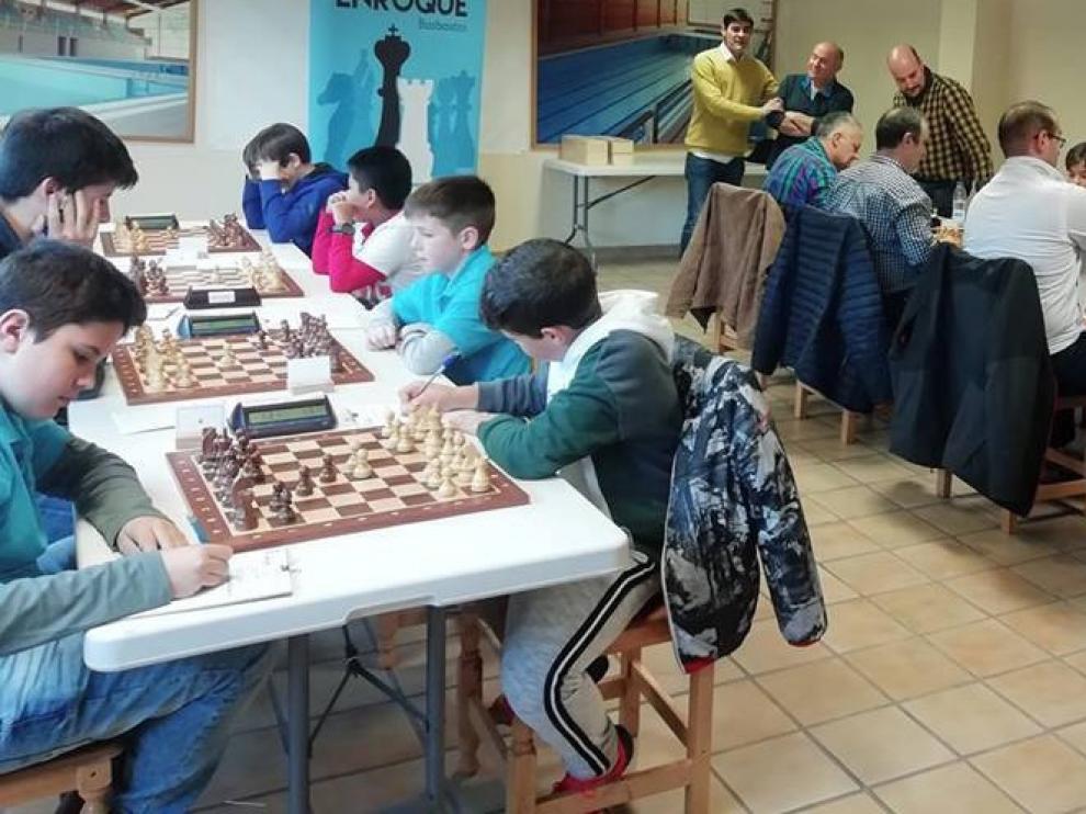 Fulgurante arranque del Jaime Casas en el Campeonato de Aragón por Equipos de Ajedrez