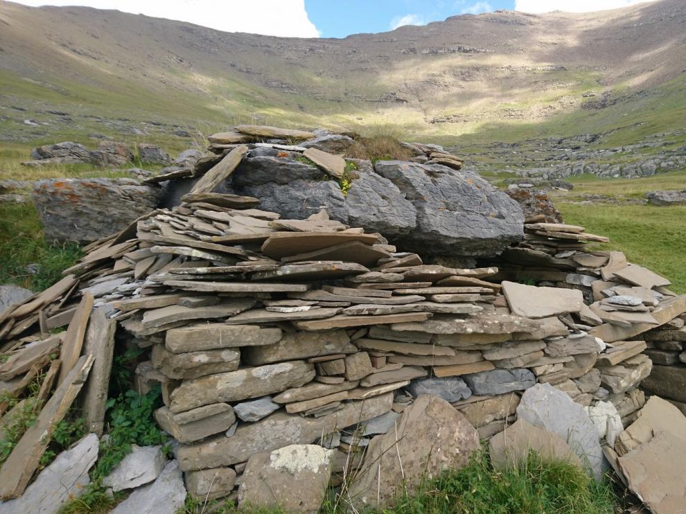 Ordesa recuperará dos de sus antiguas mallatas de pastor en el puerto de Góriz