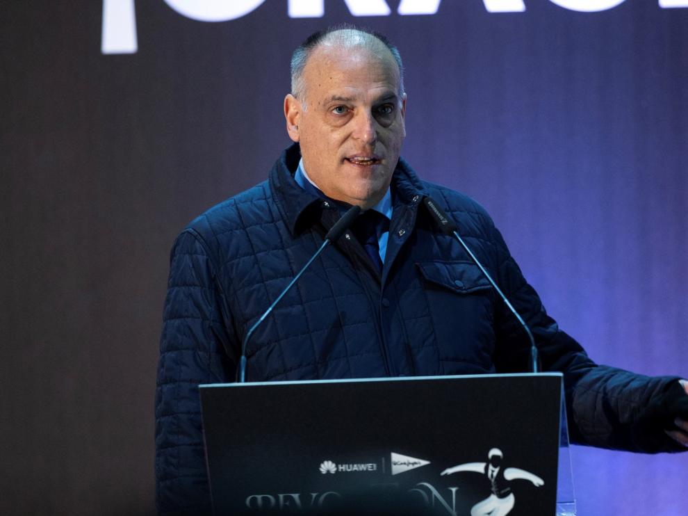 Tebas cree que el fútbol puede "exigir" al Estado medidas que ayuden al sector