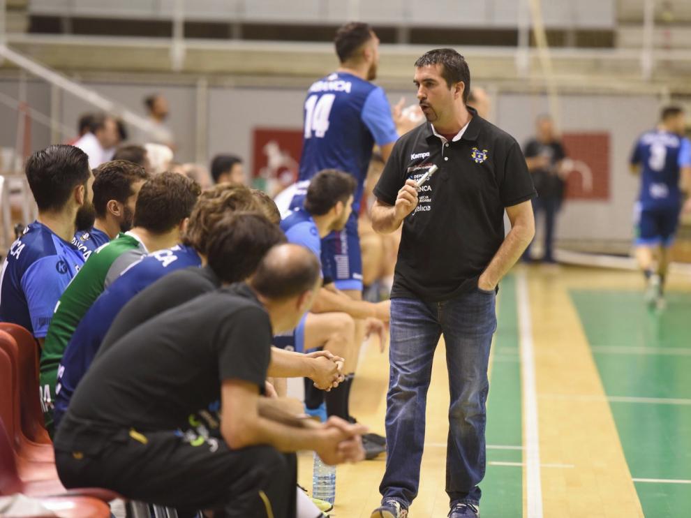 Magi Serra: "A ver si conseguimos dar la sorpresa y ganar a Bada"