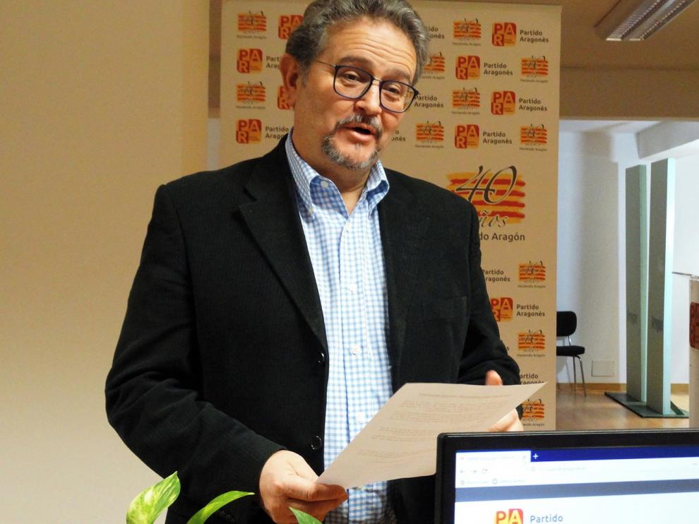 El PAR ratifica la candidatura de Fernando Carrera para la Alcaldía de Huesca