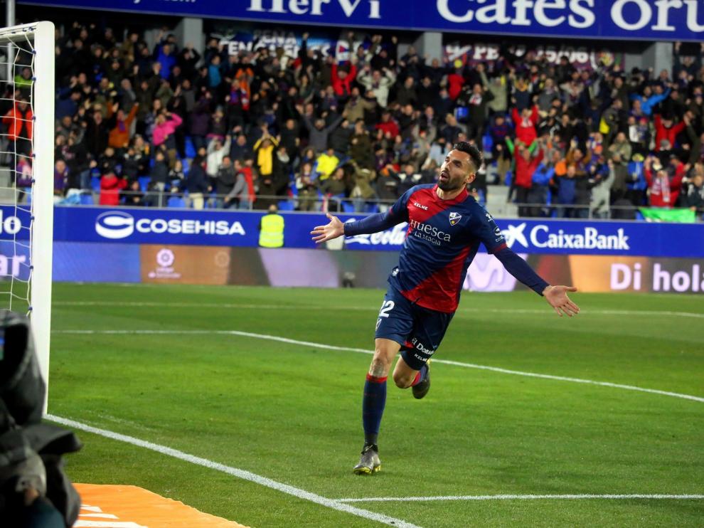 Lasaosa, tras las cinco incorporaciones del mercado de invierno: "Ha nacido otro Huesca"