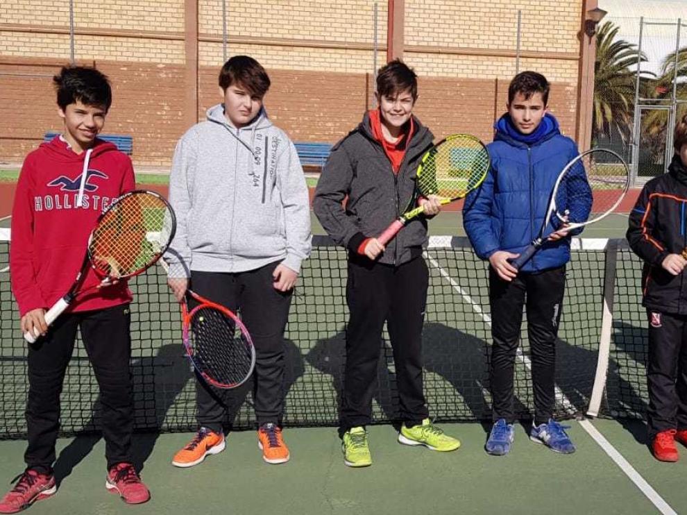 Los cadetes de la Zoiti Toyota y SMA pasaron la ronda de tenis de los Campeonatos de Aragón