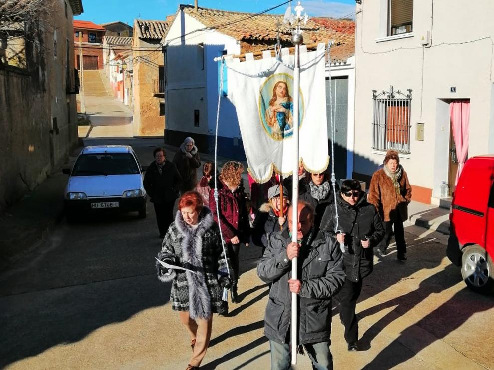 Las monegrinas han celebrado Santa Águeda con cuplillas, carreras de rosca y comidas de hermandad