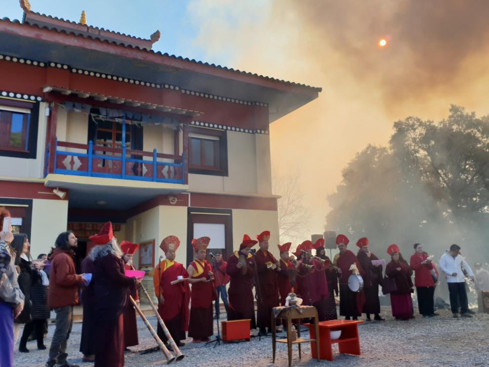 Vistosa ceremonia en Panillo para dar la bienvenida al año del Cerdo Femenino