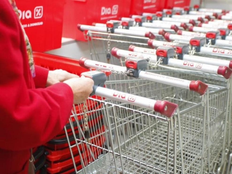 DIA perdió 352,6 millones en 2018 y anuncia hasta 2.100 despidos en España