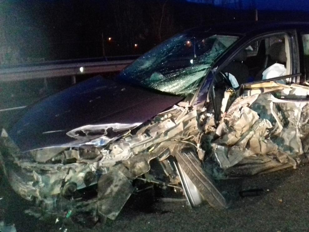 Una colisión múltiple entre un camión y dos turismos en término de Puente de Montaña deja cinco heridos