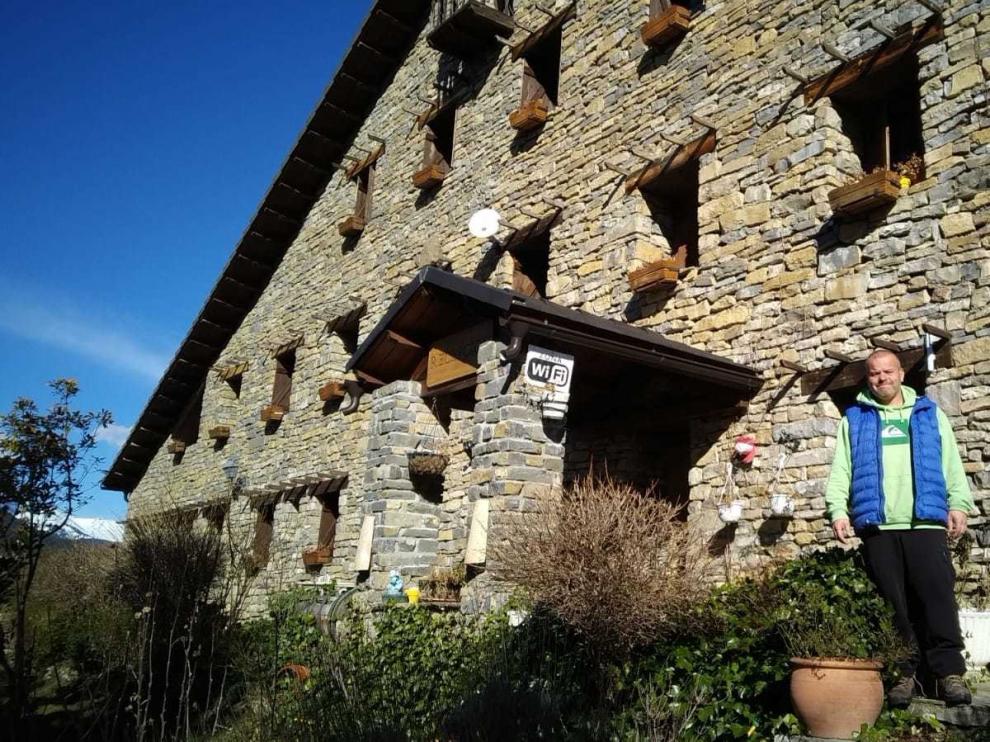 Jesús Casado y su hijo Rubén, de Casa Notario: "Es necesario un "plan de choque" porque, si no se actúa, la despoblación es imparable"