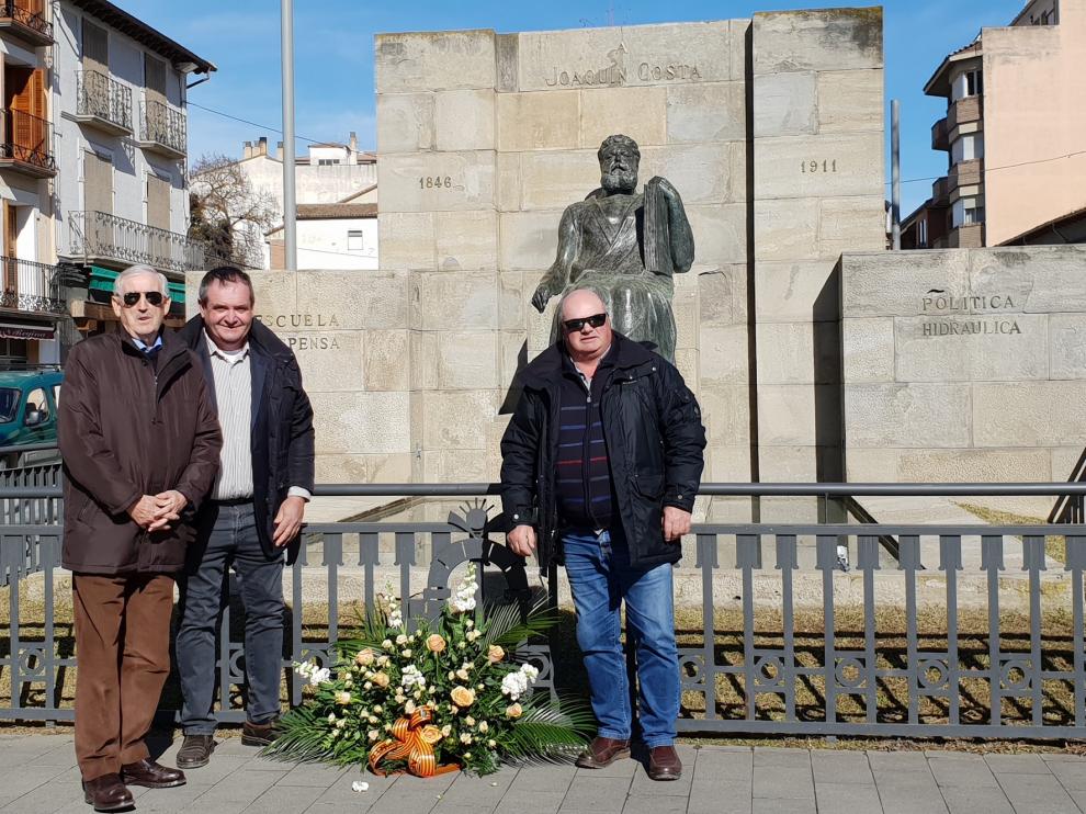 Graus recuerda a Joaquín Costa en un acto sencillo y emotivo