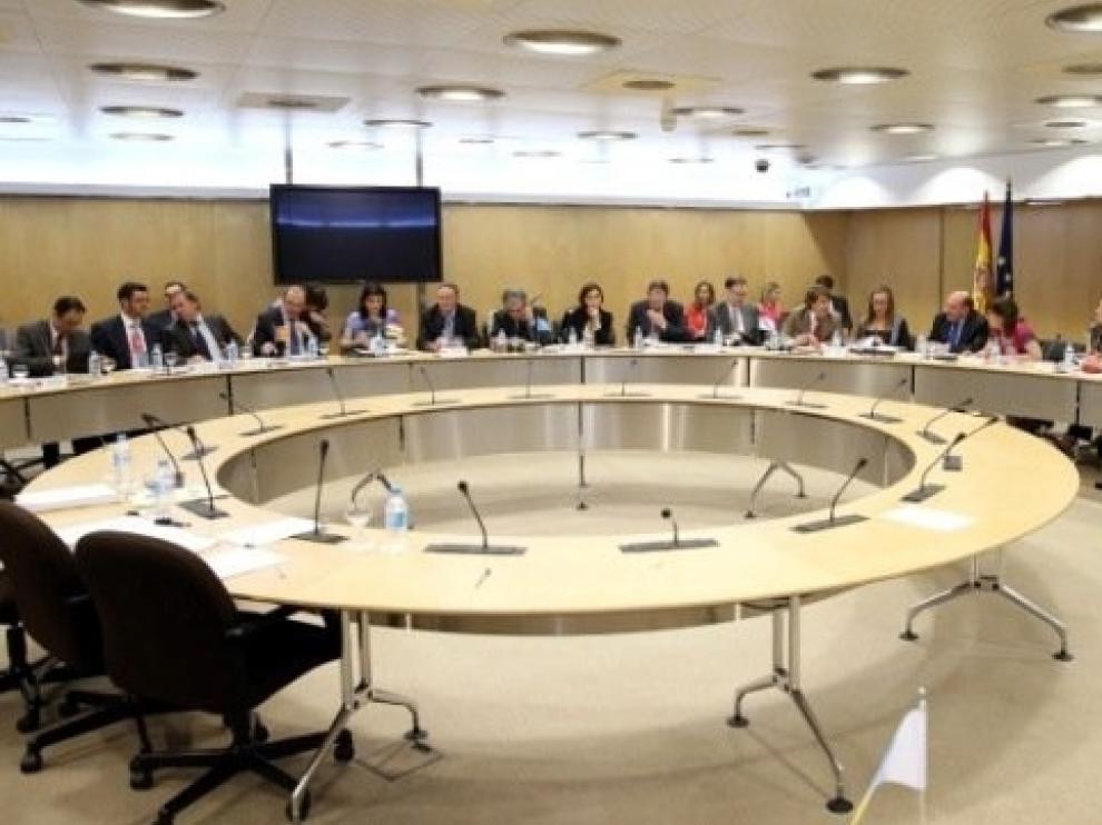 Las Comunidades Autónomas presionan con la financiación ante las elecciones
