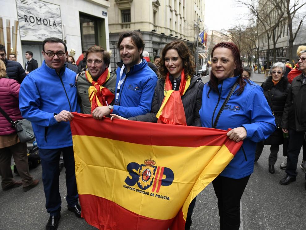 PP, Cs y Vox convocan a miles de personas en Madrid