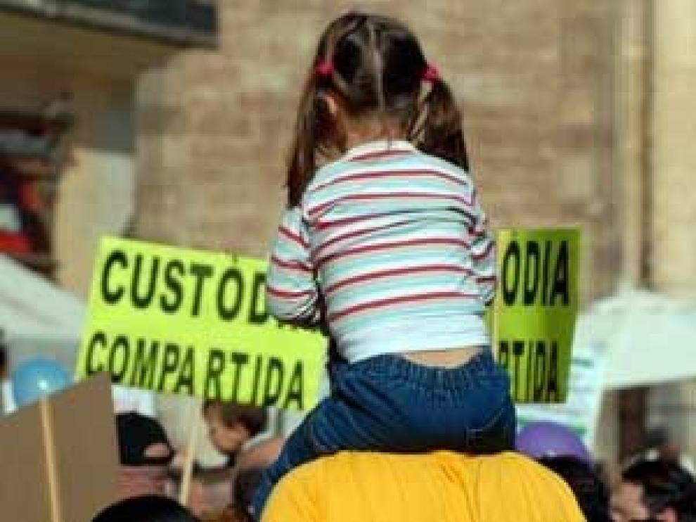 PP critica el intento de suprimir la custodia compartida como primera opción