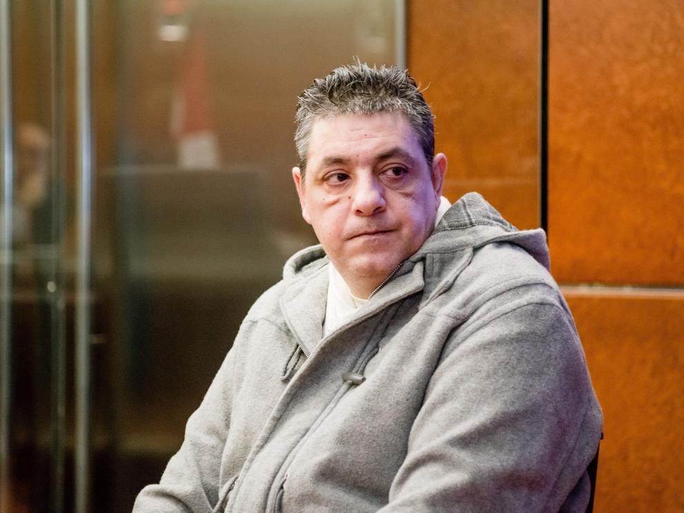 El acusado descuartizó a su amiga por un microondas