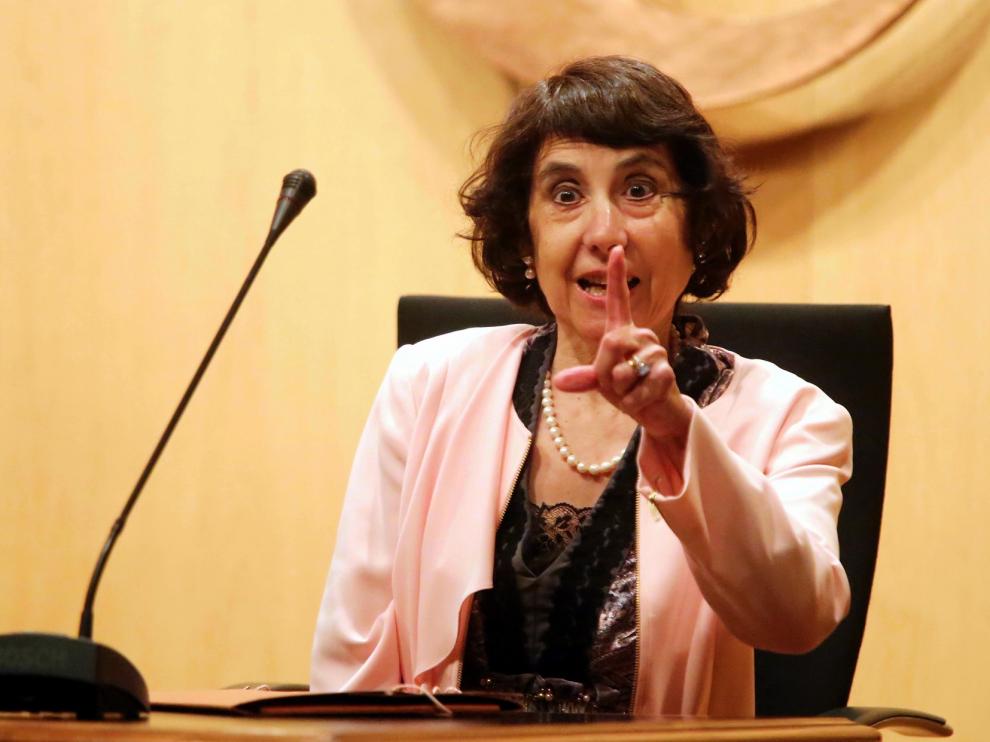 María Antonia Ballesté: "Los mismos astros que estudia la Ciencia son los que cantamos los poetas"