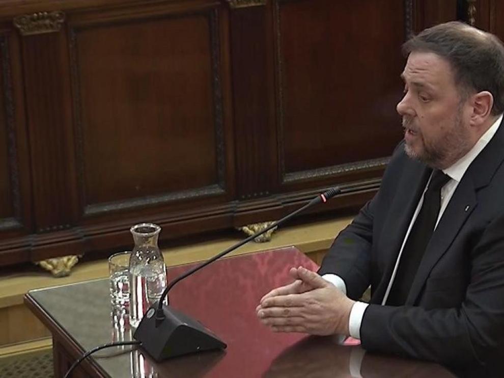 Junqueras no responde a las acusaciones, al sentirse perseguido por sus "ideas"