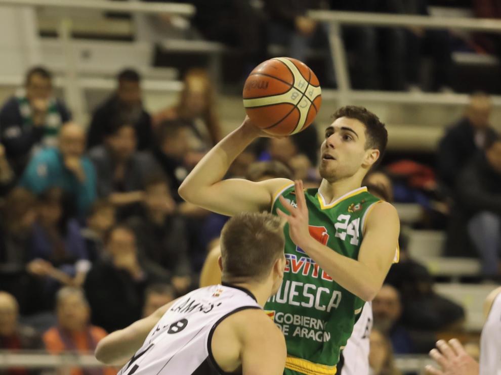Levitec Huesca trata de reencontrarse con su juego en Cáceres