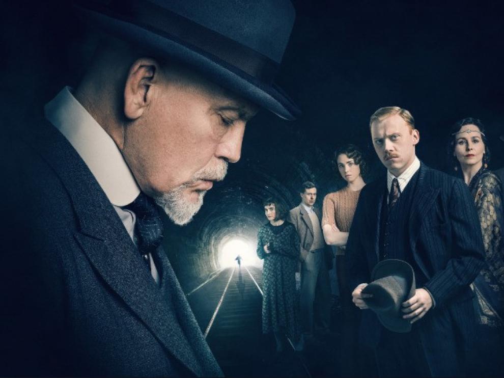 John Malkovich se transforma en Hércules Poirot en una serie
