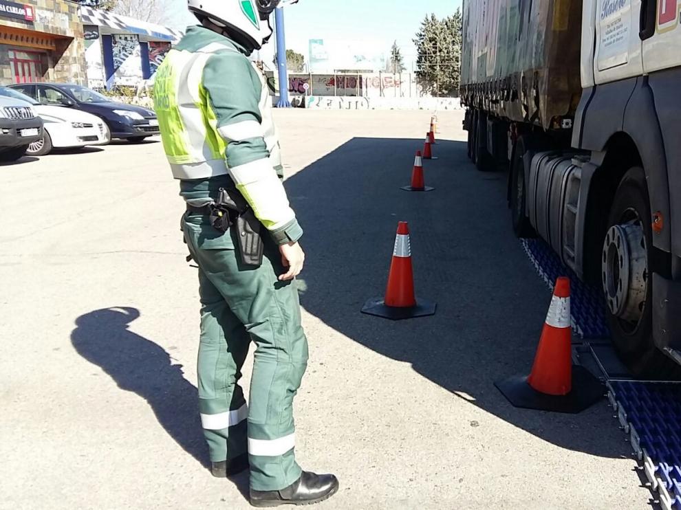Tráfico intensifica la vigilancia de camiones, autobuses y furgonetas entre los días 18 y 24 de febrero