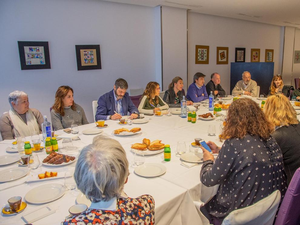 Primeras reuniones de la candidata del PP en Huesca con colectivos sociales