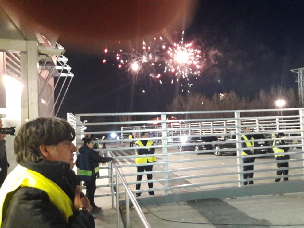 Apoteósico recibimiento al Huesca en el Alcoraz