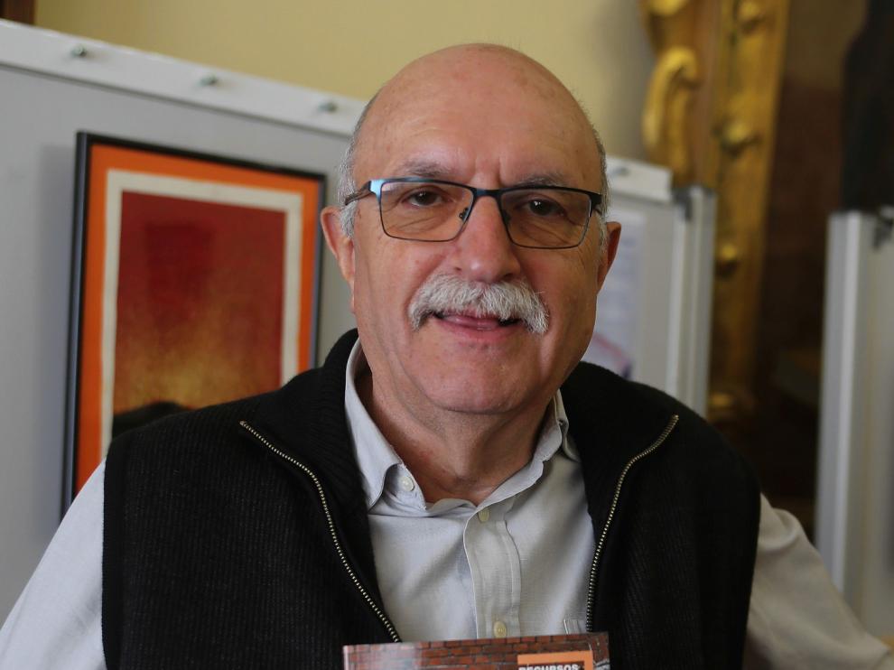 Jaume Carbonell: "La escuela debe estar conectada con la realidad para ayudar a pensar"