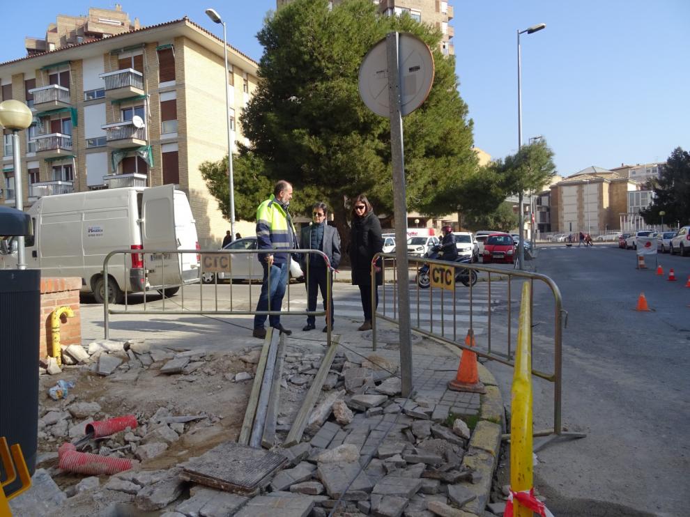 Las últimas actuaciones de mejora de aceras e iluminación en calles de Huesca superan los 200.000 euros