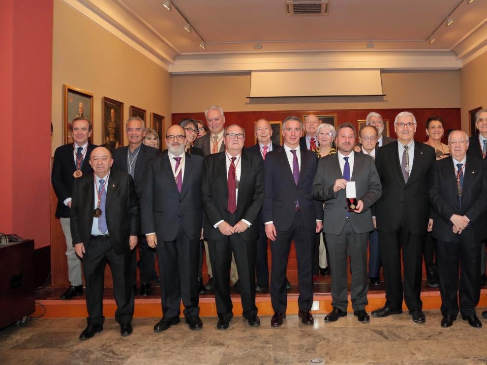 Soro recibe la Medalla de la Academia de Gastronomía