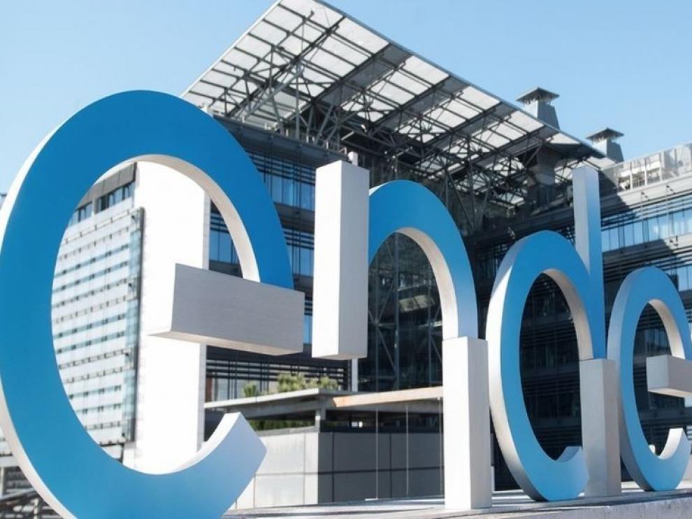 Endesa gana 1.417 millones en 2018 y supera sus objetivos