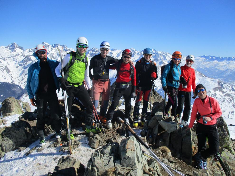 De Astún al Portalet subiendo al Monjes y al Peyreget