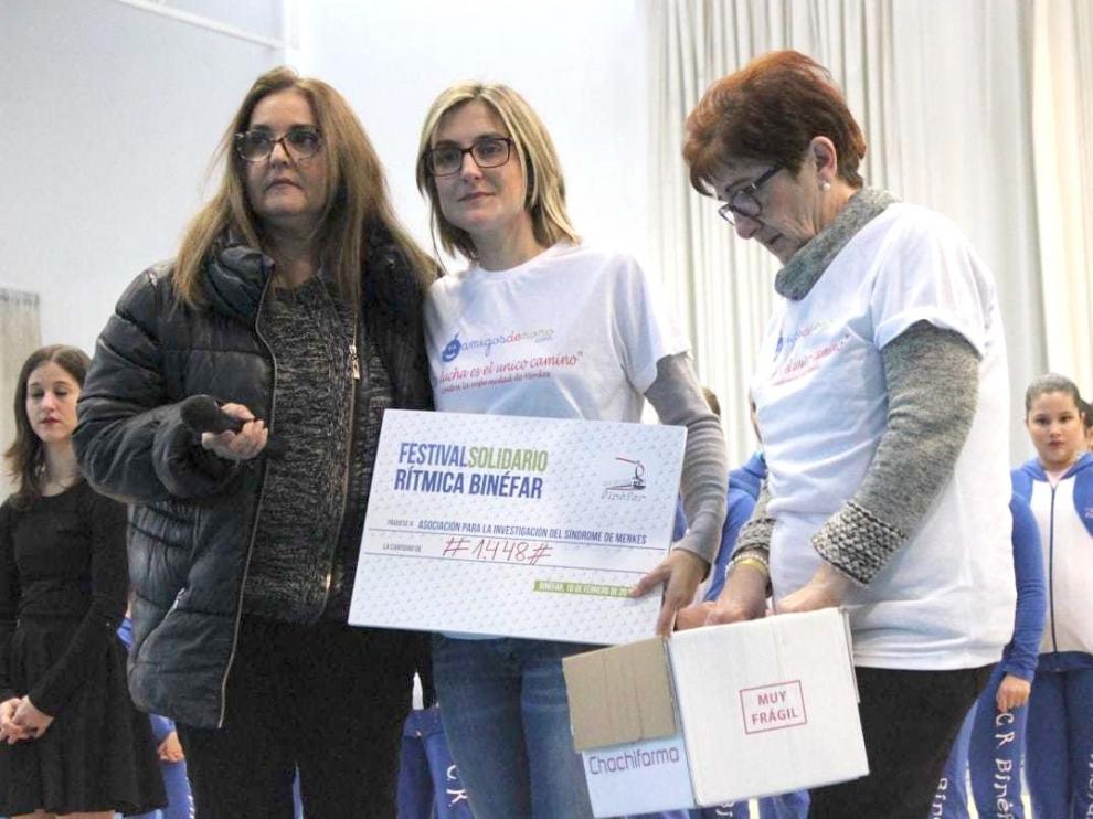 El Ciudad de Monzón de gimnasia rítmica reúne a cerca de trescientas deportistas