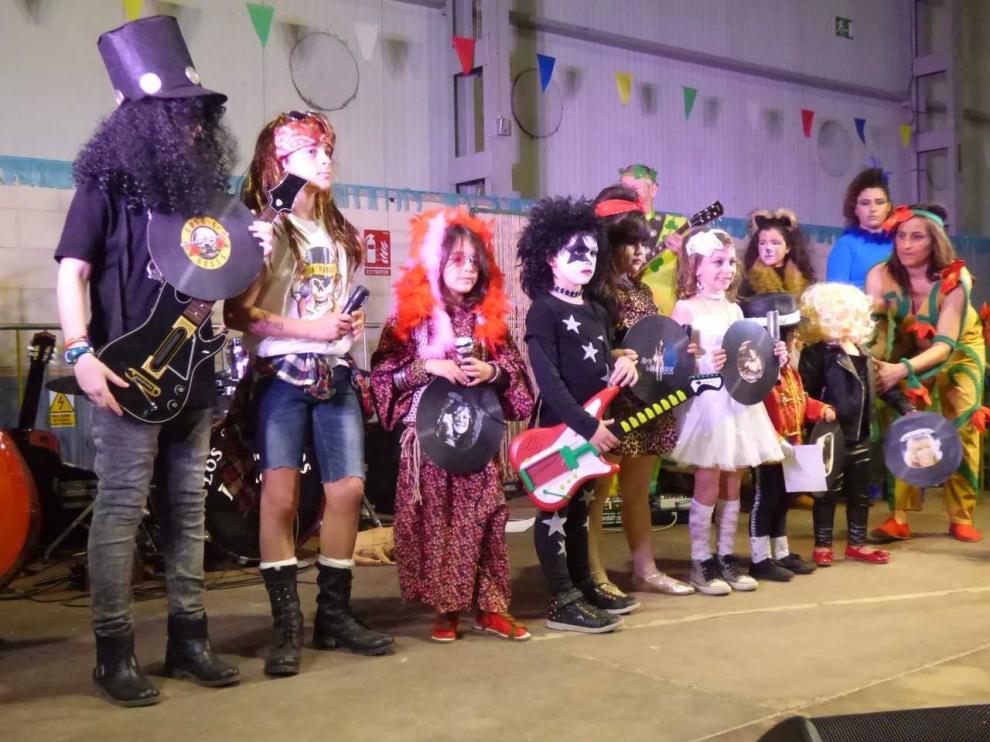 Cerca de 350 niños toman el Recinto Ferial de Barbastro en el Carnaval Infantil