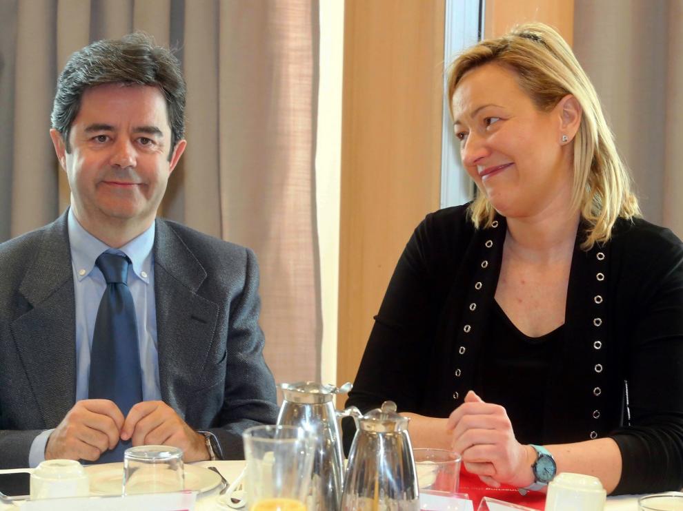 El paro registra un descenso en la Comunidad de Aragón de 2.097 personas en febrero