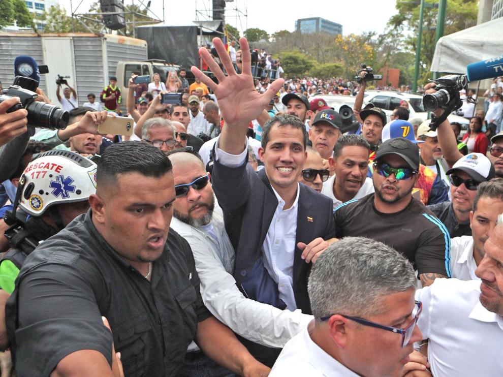 Juan Guaidó protagoniza un regreso triunfal a Venezuela