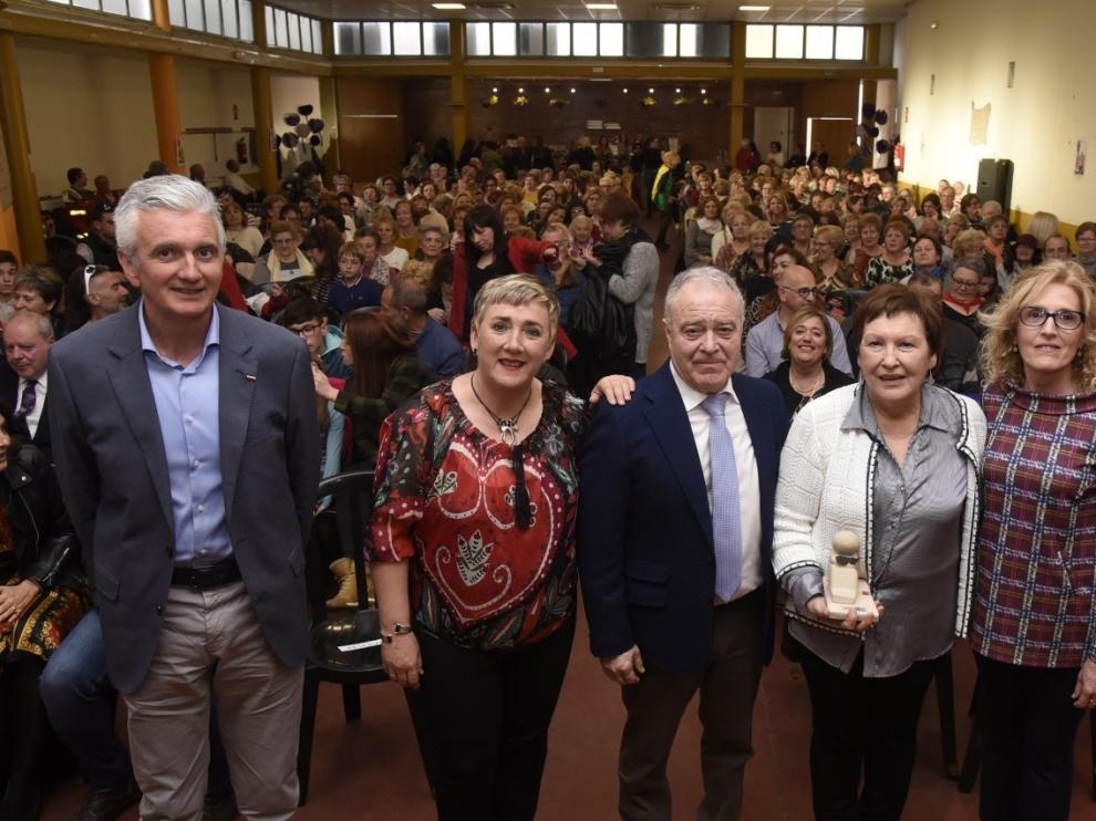 Montse Miralles recibe el Premio Gabardera a la mujer emprendedora monegrina