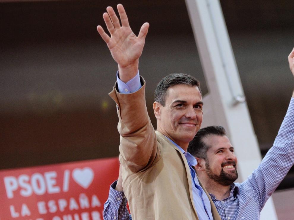 Tres ministros encabezan las listas andaluzas del PSOE