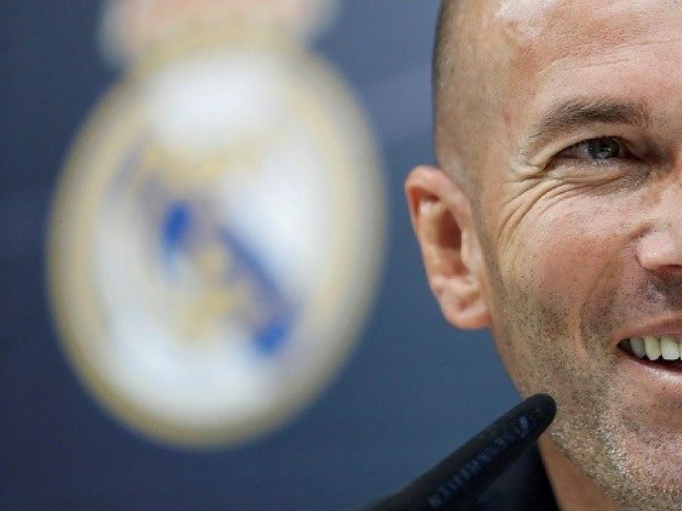 Zidane regresa al Real Madrid, Solari será destituido
