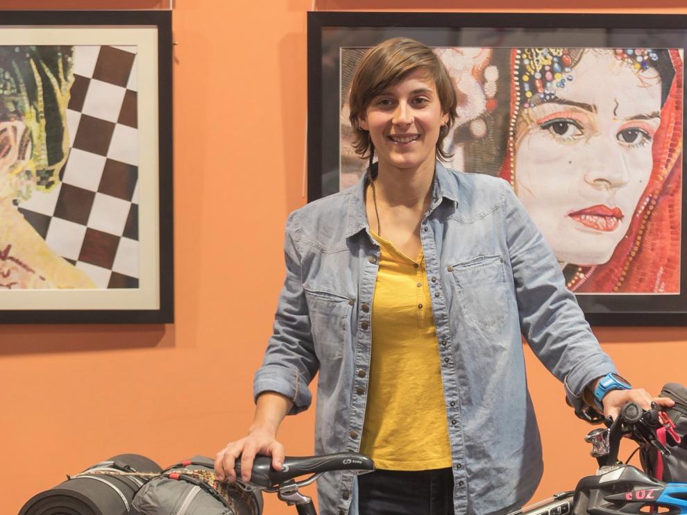 Sandra Cuello: "Viajar en bicicleta es una aventura para conectar con uno mismo"