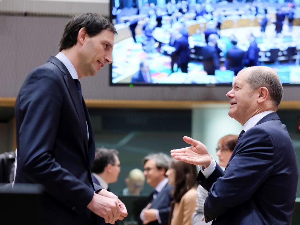 La UE entierra el impuesto digital europeo hasta 2021