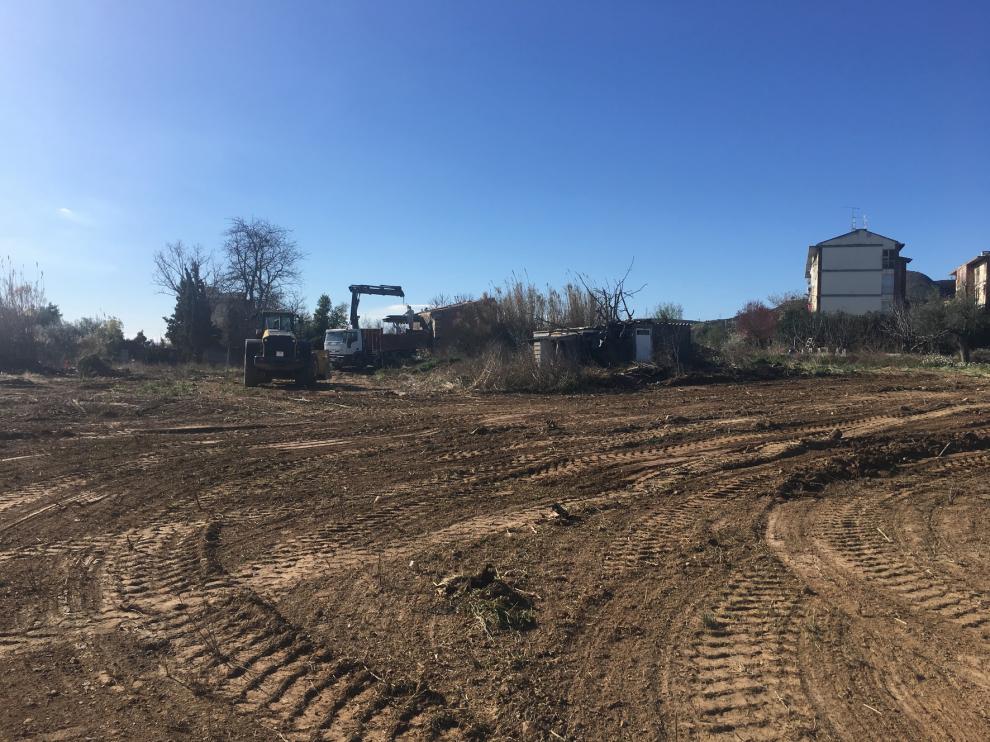 El Ayuntamiento de Fraga prepara el solar para la residencia de mayores