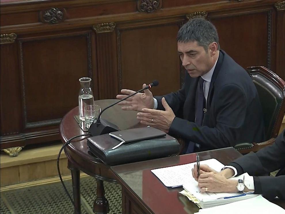 Junqueras, Forn y el secretario del TSJC, son algunos de los 104 testigos en el juicio a Trapero