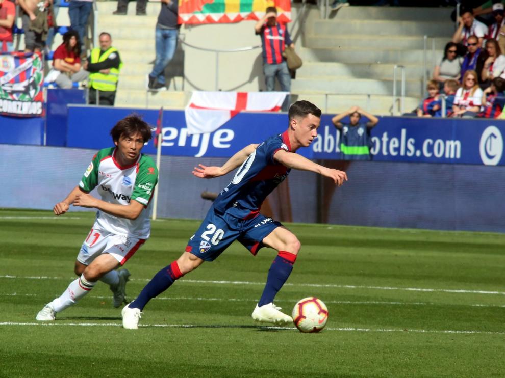 El Alavés frena la esperanza del Huesca