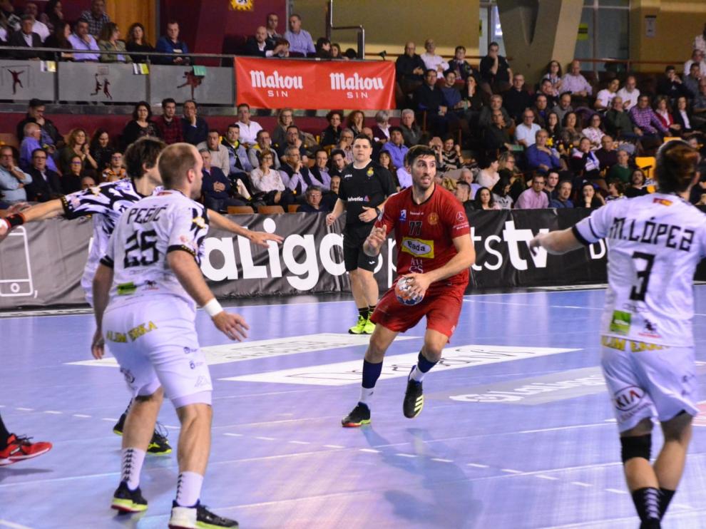 Bada Huesca se aleja del subcampeonato tras su derrota contra el Abanca