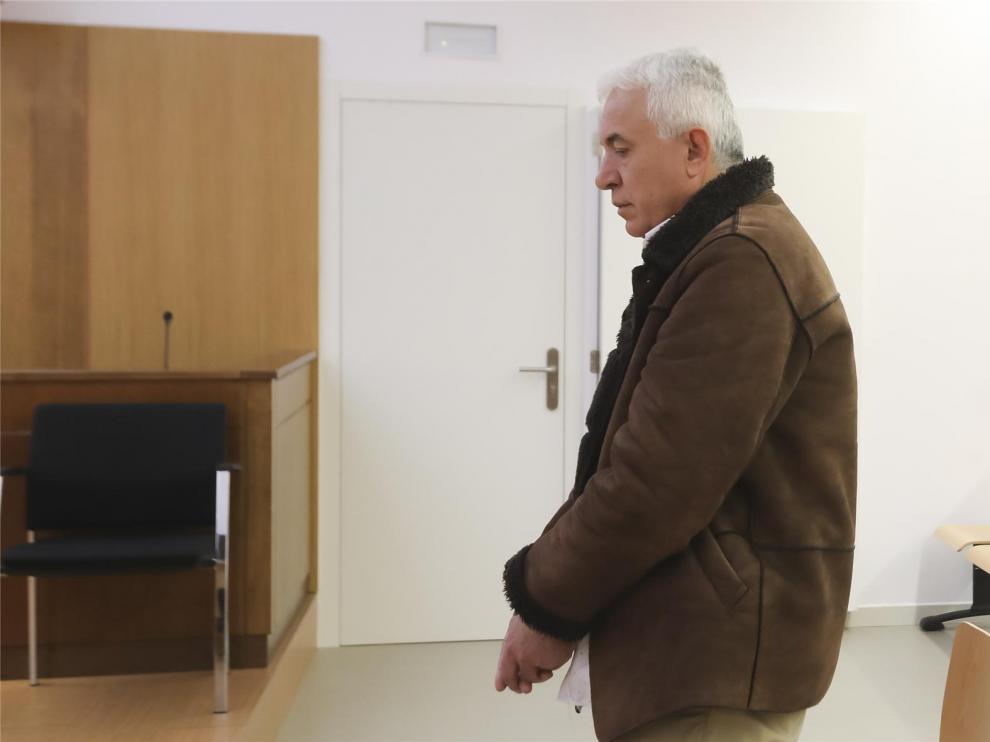 El vecino de Monzón pateó a su mujer tras ser recriminado por gastarse dinero en una tragaperras